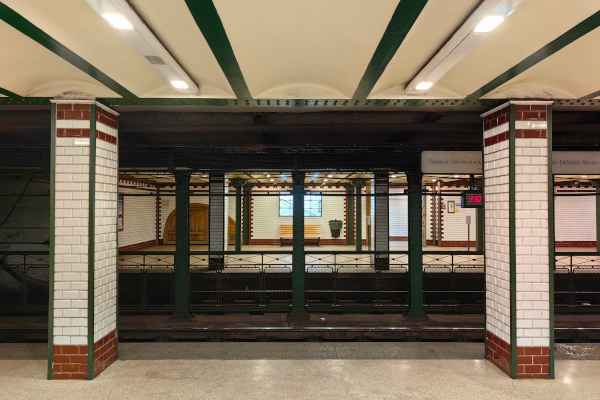 Budapest, M1 metró, Bajcsy-Zsilinszky út, bélyegkép