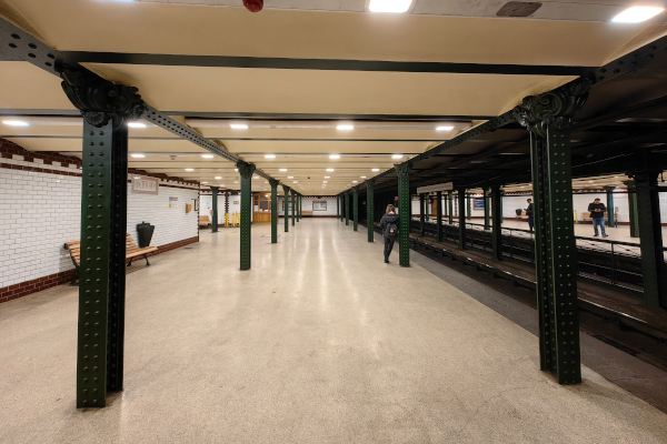 Budapest, M1 metró, Oktogon, bélyegkép