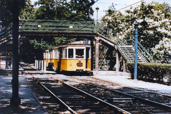 Budapest, M1 metró, Állatkert, bélyegkép