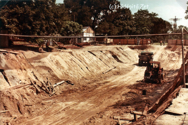 Budapest, M1 metró, meghosszabbítás, bélyegkép
