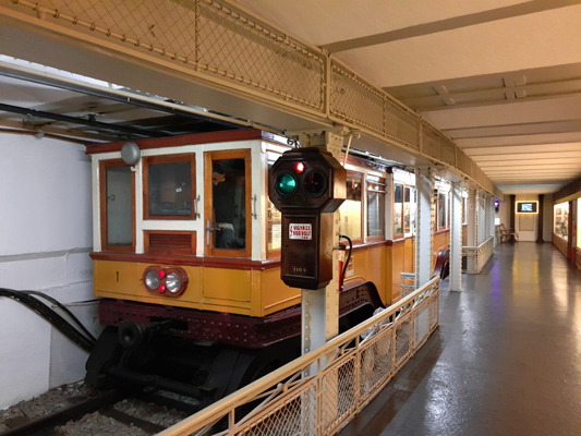 Budapest, M1 metró, Földalatti Vasúti Múzeum, bélyegkép
