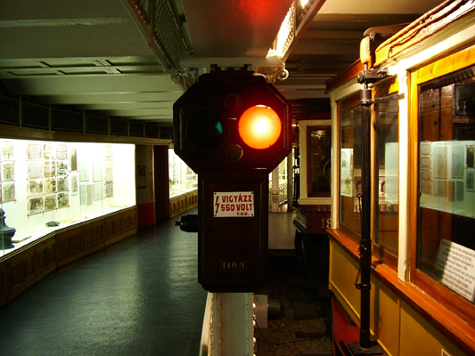 Budapest, M1 metró, Földalatti Vasúti Múzeum, bélyegkép