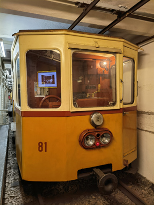 Budapest, M1 metró, Földalatti Vasúti Múzeum, bélyegkép