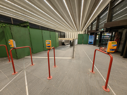 Budapest, M2 metró, Széll Kálmán tér, bélyegkép