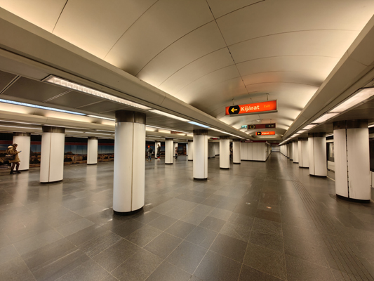 Budapest, M2 metró, Batthyány tér, bélyegkép