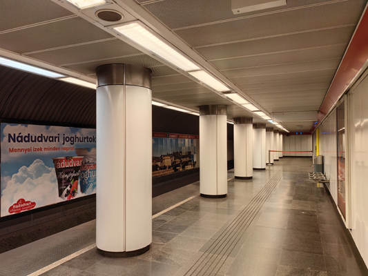 Budapest, M2 metró, Batthyány tér, bélyegkép