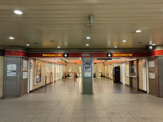 Budapest, M2 metró, Batthyány tér, bélyegkép