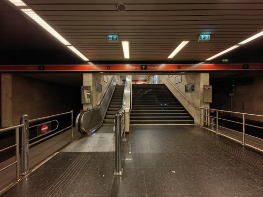 Budapest, M2 metró, Puskás Ferenc stadion, bélyegkép