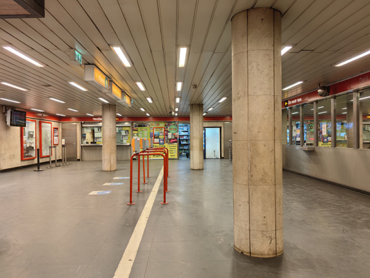 Budapest, M2 metró, Puskás Ferenc stadion, bélyegkép