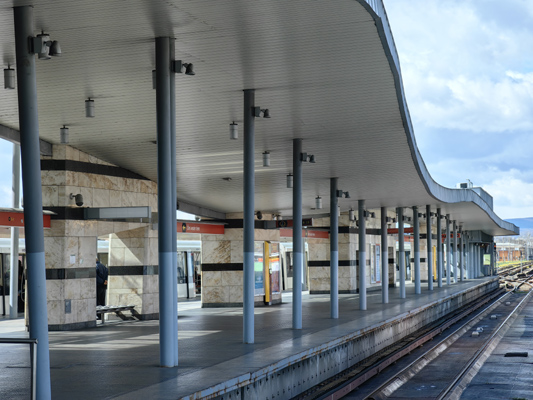 Budapest, M2 metró, Örs vezér tere, bélyegkép
