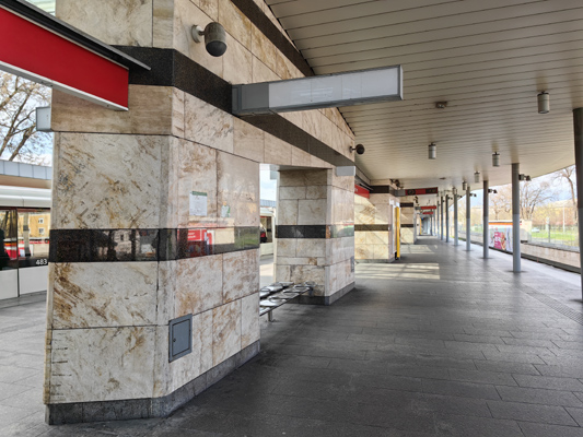 Budapest, M2 metró, Örs vezér tere, bélyegkép