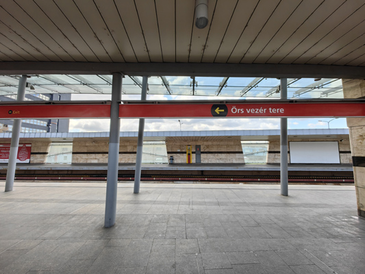 Budapest, M2 metró, Örs vezér tere, bélyegkép