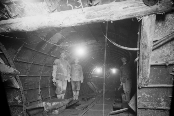 Budapest, M2 metró, építés, bélyegkép