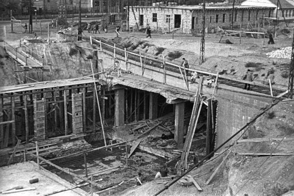 Budapest, M2 metró, építés, bélyegkép