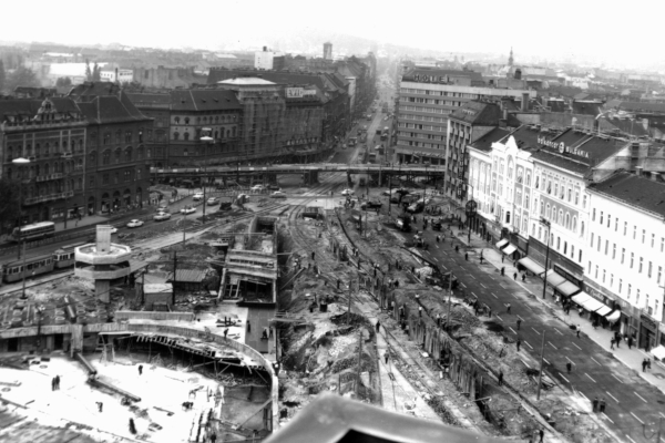 Budapest, M2 metró, építés, bélyegkép