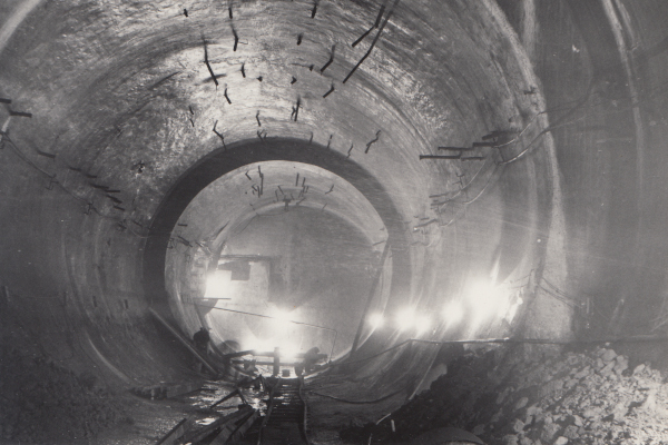 Budapest, M2 metró, építés, bélyegkép