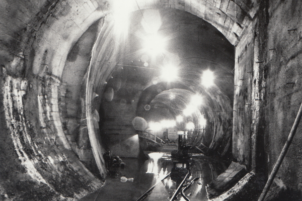 Budapest, M2 metró, építés, bélyegkép