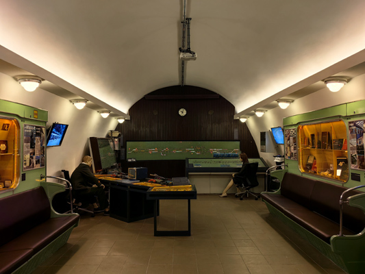 Budapest, M2 metró, Metró Kiállítóterem, bélyegkép