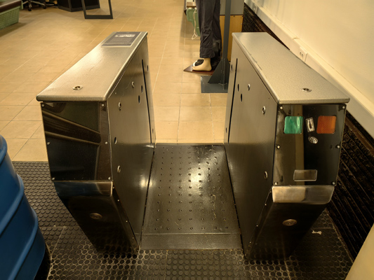 Budapest, M2 metró, Metró Kiállítóterem, bélyegkép