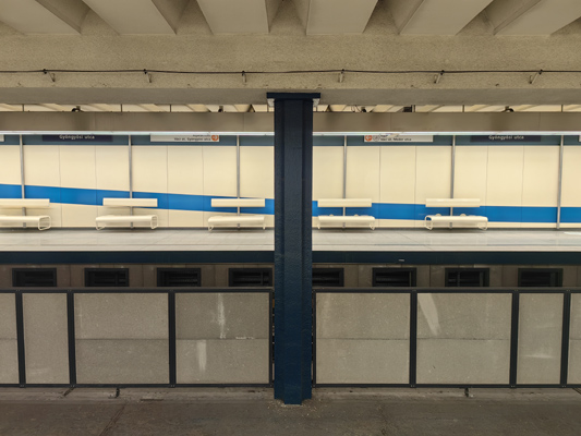 Budapest, M3 metró, Gyöngyösi utca, bélyegkép