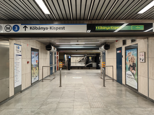 Budapest, M3 metró, Gyöngyösi utca, bélyegkép