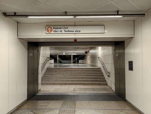 Budapest, M3 metró, Forgách utca, bélyegkép