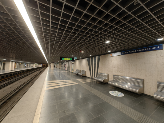 Budapest, M3 metró, Göncz Árpád városközpont, bélyegkép