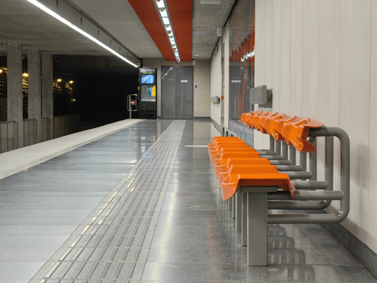 Budapest, M3 metró, Dózsa György út, bélyegkép