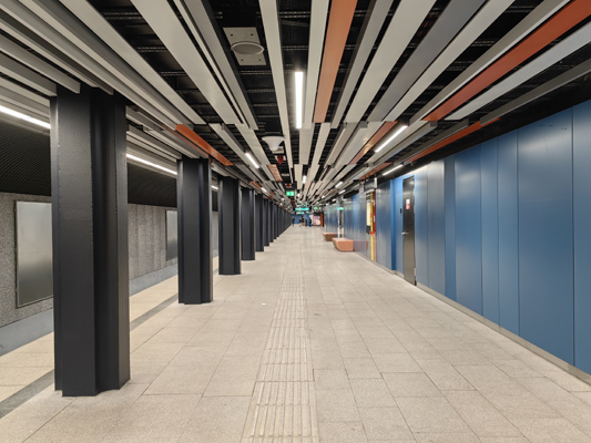 Budapest, M3 metró, Nyugati pályaudvar, bélyegkép