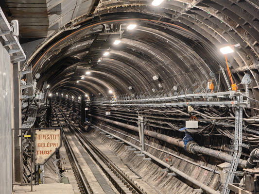 Budapest, M3 metró, Nyugati pályaudvar, bélyegkép