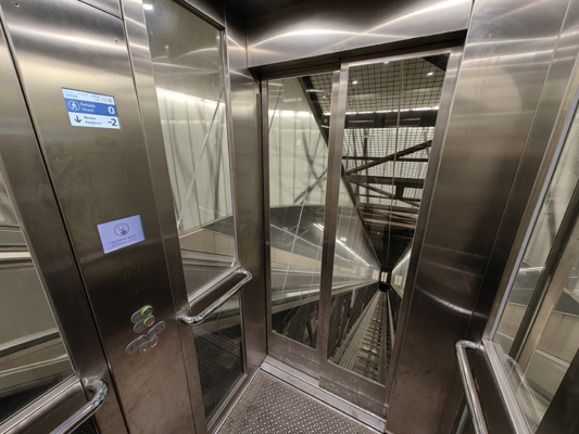 Budapest, M3 metró, Semmelweis Klinikák, bélyegkép