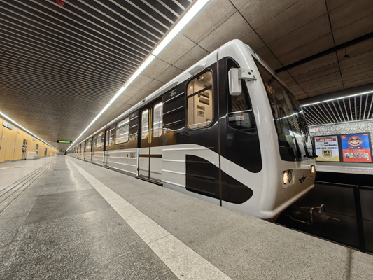 Budapest, M3 metró, Pöttyös utca, bélyegkép