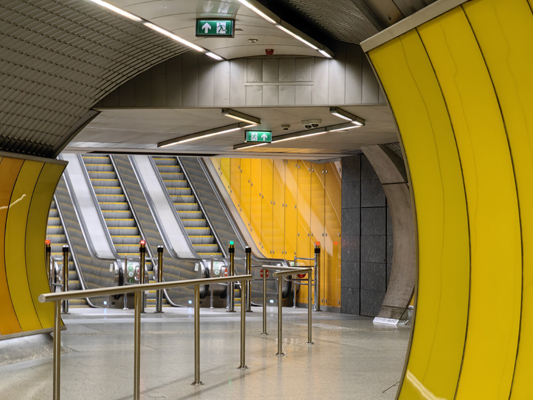 Budapest, M3 metró, Kálvin tér, M3-M4 metró, átszállás, bélyegkép