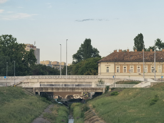 Budapest, M3 metró, metró viadukt a Rákos-patak felett, bélyegkép