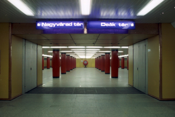 Budapest, M3 metró, Semmelweis Klinikák, bélyegkép
