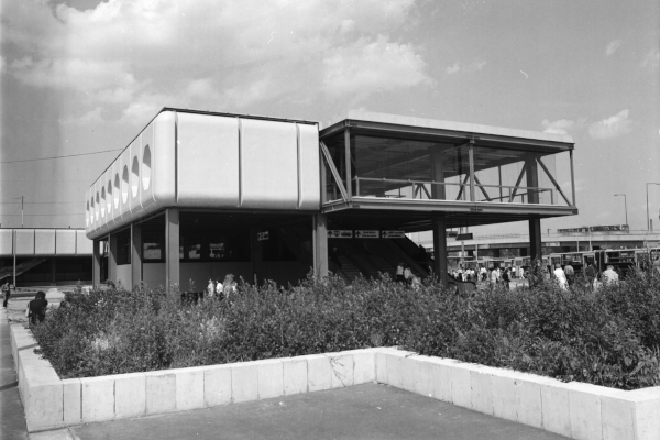 Budapest, M3 metró, Kőbánya-Kispest, bélyegkép