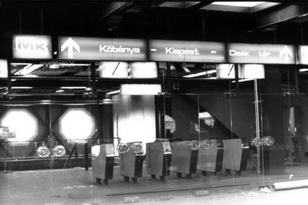 Budapest, M3 metró, Kőbánya-Kispest, bélyegkép