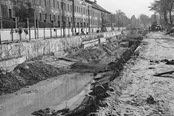 Budapest, M3 metró, építés, bélyegkép