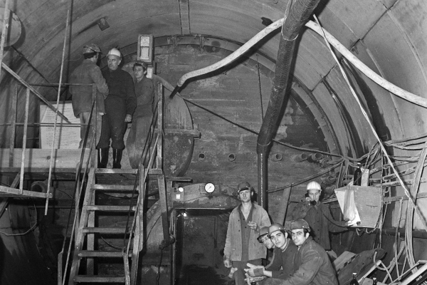 Budapest, M3 metró, építés, bélyegkép