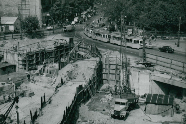 Budapest, M3 metró, építés, bélyegkép