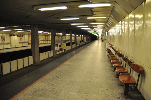 Budapest, M3 metró, Dózsa György út, bélyegkép