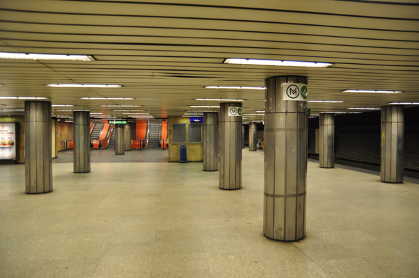 Budapest, M3 metró, Kálvin tér, bélyegkép