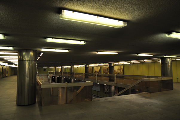 Budapest, M3 metró, Nagyvárad tér, bélyegkép