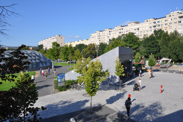 Budapest, M4 metró, Bikás park, bélyegkép