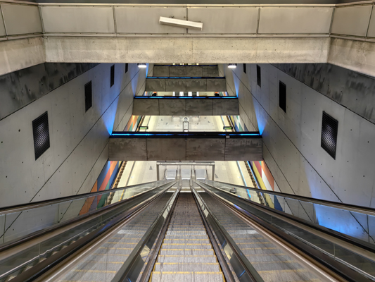 Budapest, M4 metró, Móricz Zsigmond körtér, bélyegkép