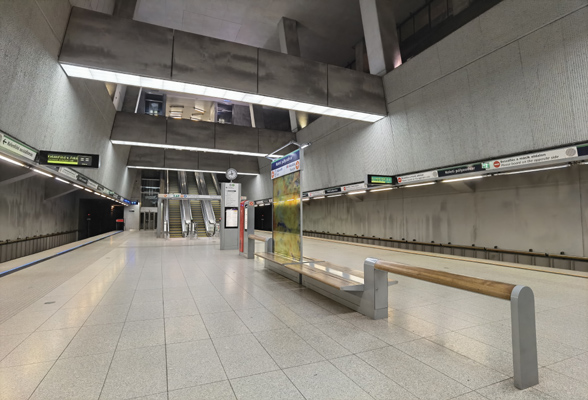 Budapest, M4 metró, Keleti pályaudvar, bélyegkép