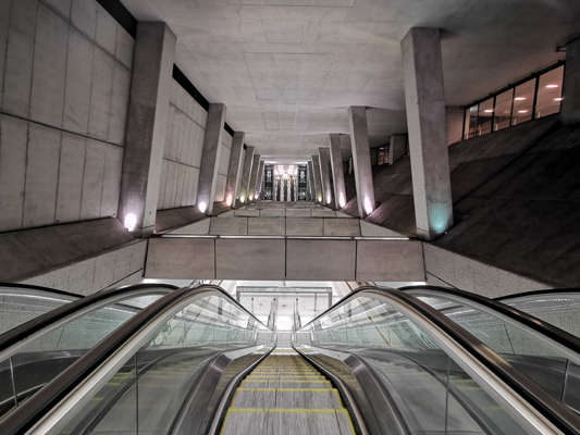 Budapest, M4 metró, Keleti pályaudvar, bélyegkép