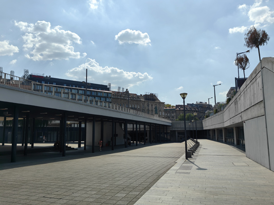Budapest, M4 metró, Keleti pályaudvar, bélyegkép