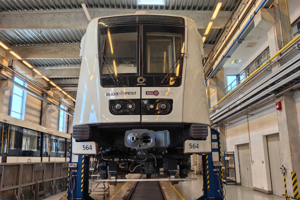 Budapest, Alstom METROPOLIS AM4-M4 jármű, bélyegkép