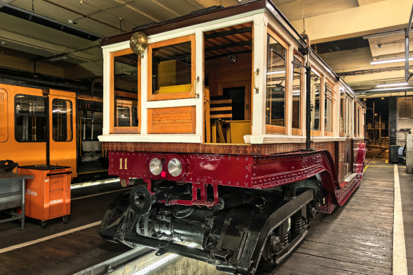 Budapest, MFAV, Schlick járművek, bélyegkép